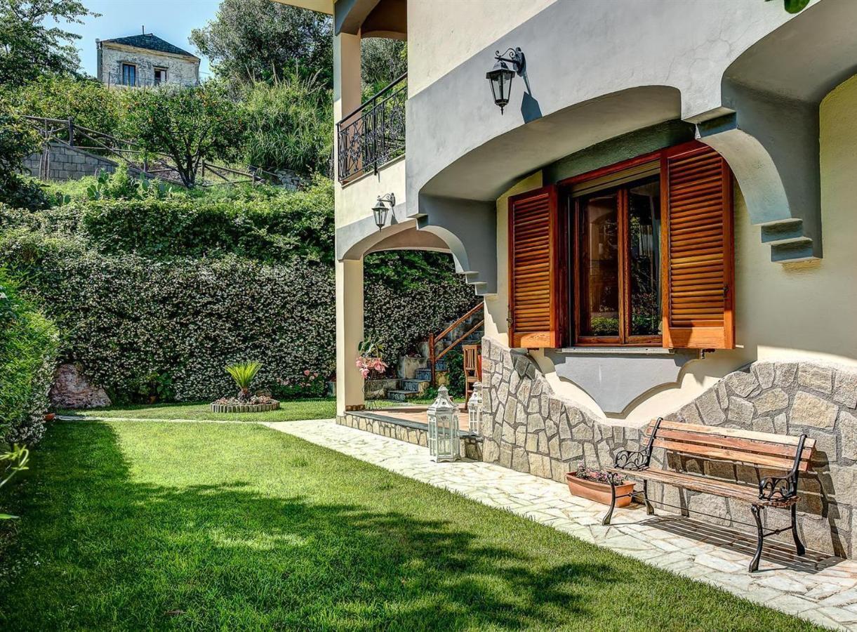 Villa Dei Fiori - Exclusive Villa With Garden In Sorrento Coast Vico Equense Exterior photo